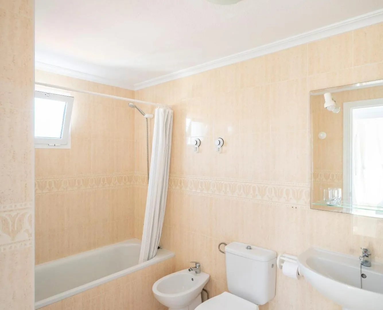 Apartamento Rosa Del Mar Playas De Vera Atico En Primera Linea De Playa Piscina Al Aire Libre Aparcamiento Gratuito Wifi Muy Rapido Acogedor Con Calefaccion